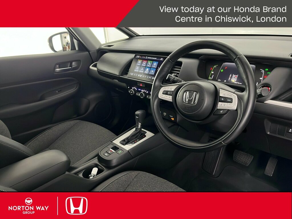 Honda Jazz Elegance White #31