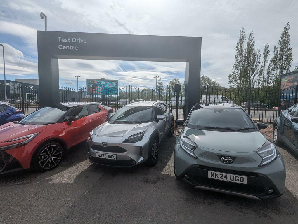 Toyota Rav 4 Dynamic Black #27