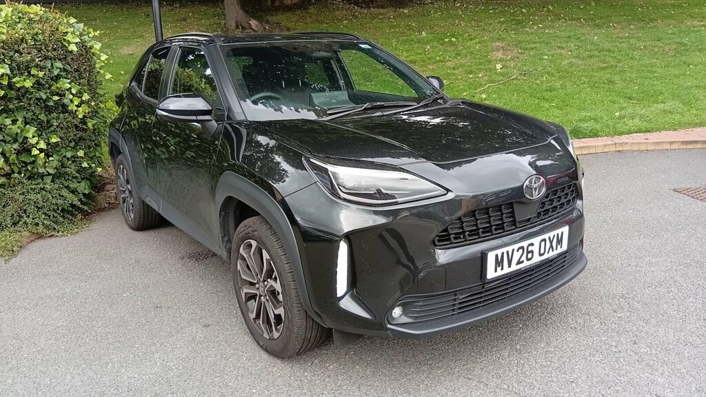 Toyota Yaris Cross 1.5 Vvt-h Design E-cvt Euro 6 Ss Black