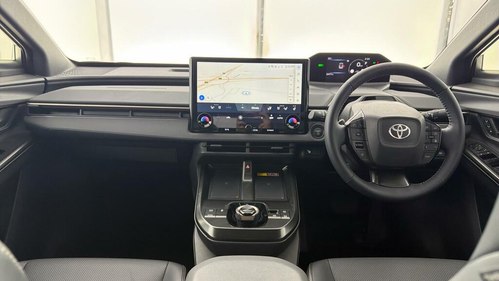Toyota bZ4X 73.1Kwh Excel Silver #6