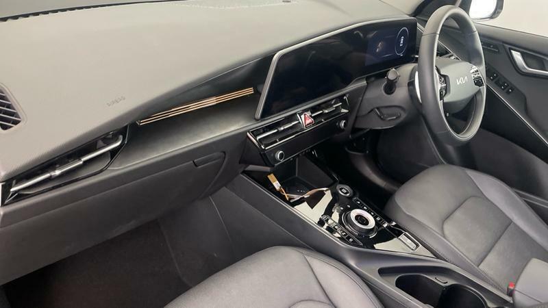 Kia Niro Estate Grey #8