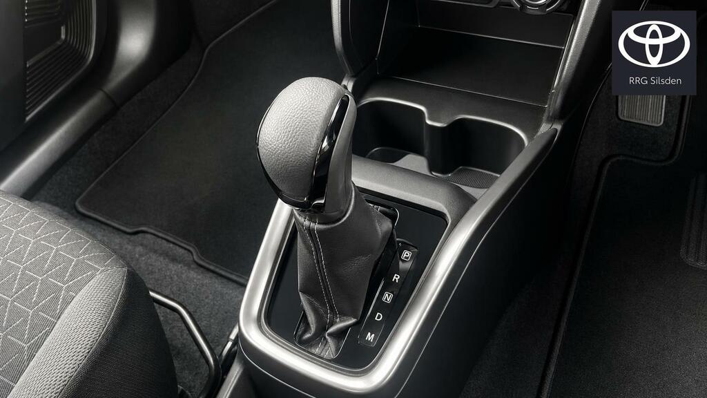 Suzuki Swift 1.2 Mild Hybrid Motion Cvt Red #23