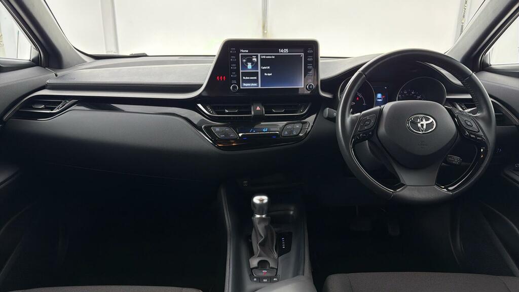 Toyota C-Hr Icon White #7