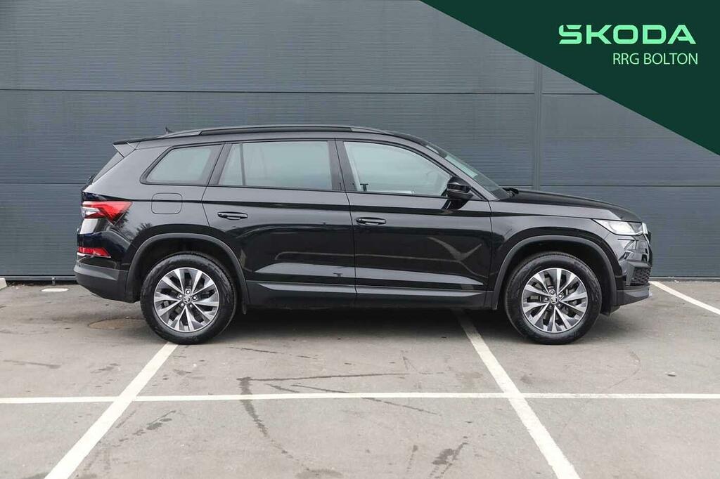 Skoda Kodiaq 2.0Tdi 150Ps 4X4 Se Drive 7 Seats Dsg Suv Black #4