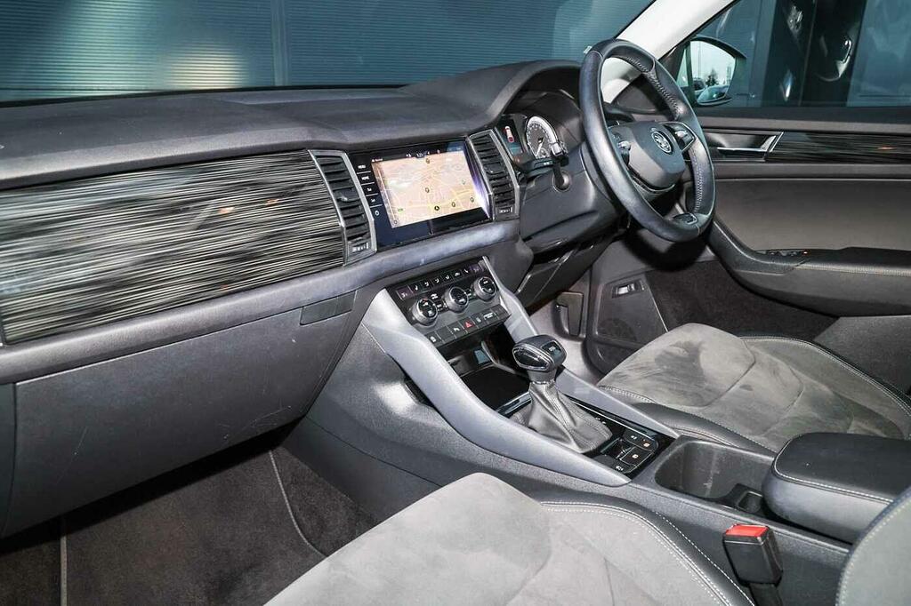 Skoda Kodiaq 1.5 Tsi 150Ps Se L 7 Seats Act Dsg Suv Grey #2