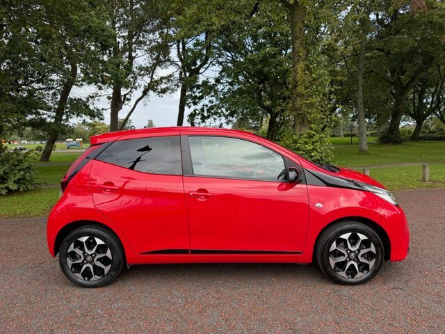 Toyota Aygo 2020 1.0 Vvt-i X-trend Hatchback Red #2