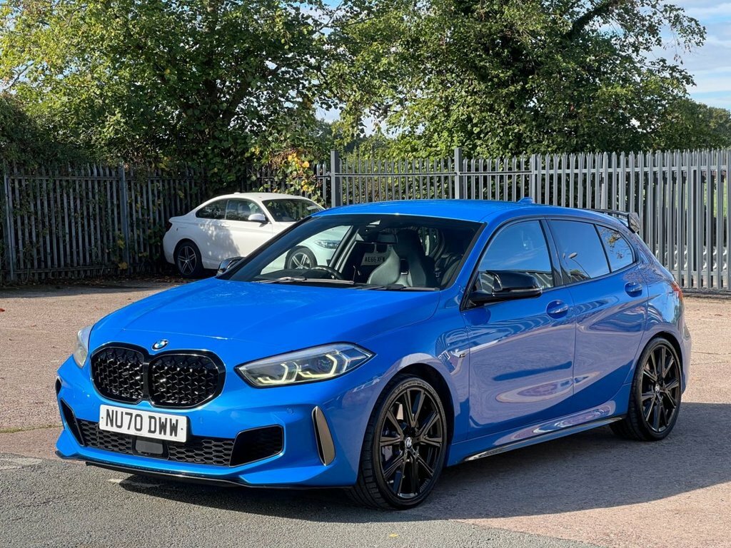 BMW 1 Series Hatchback Blue