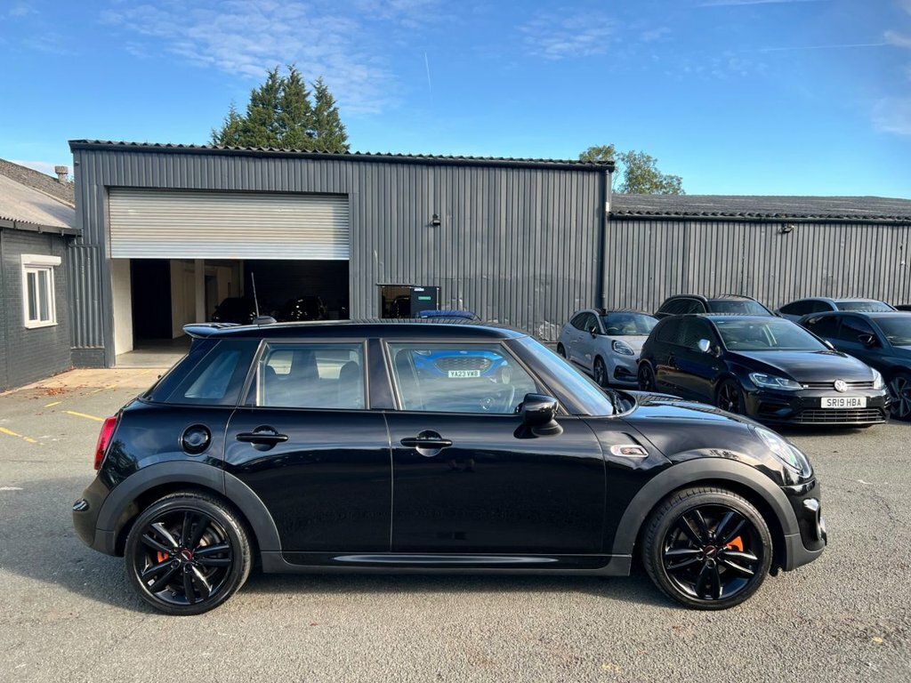 Mini Hatch 2L Cooper S Sport Black #6