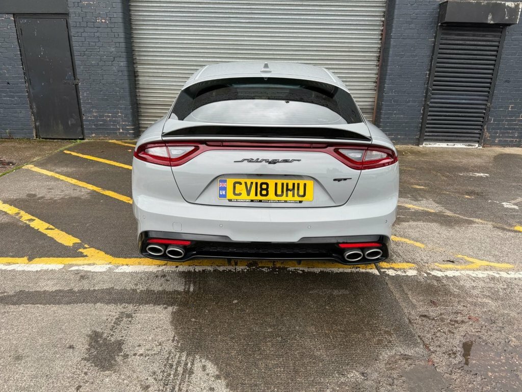 Kia Stinger 3.3 T-gdi Gt S Red #8