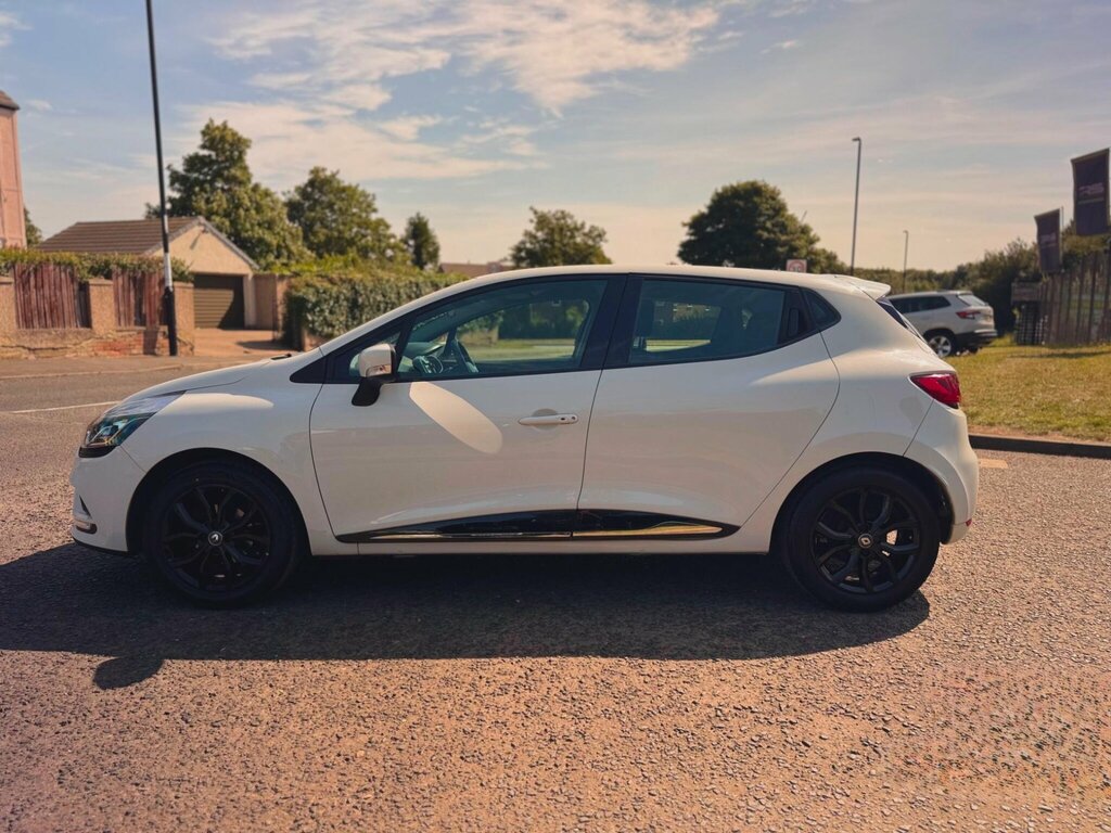 Renault Clio 1.2 16V Dynamique Nav Euro 6 White #6