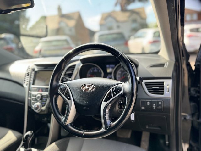 Hyundai I30 1.6 Crdi Black #34