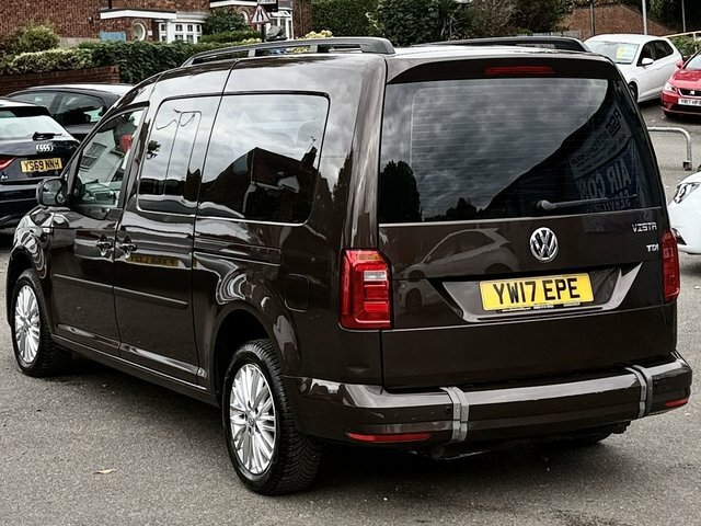 Volkswagen Caddy Maxi Life Mpv Red #9