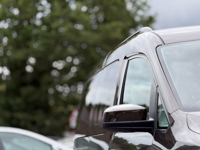 Volkswagen Caddy Maxi Life Mpv Red #22