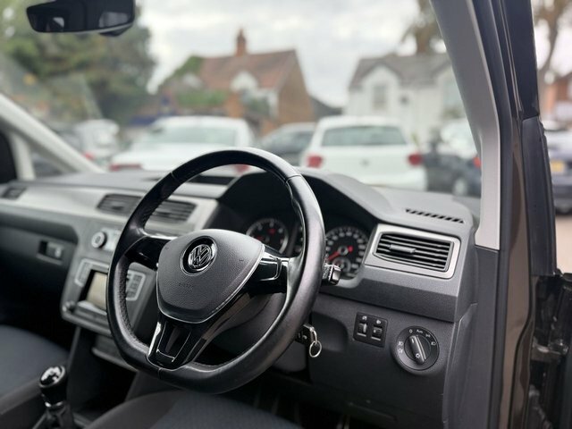 Volkswagen Caddy Maxi Life Mpv Red #35