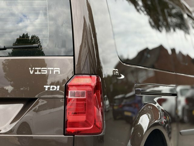 Volkswagen Caddy Maxi Life Mpv Red #32