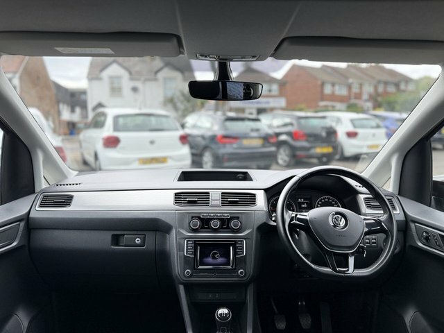 Volkswagen Caddy Maxi Life Mpv Red #10