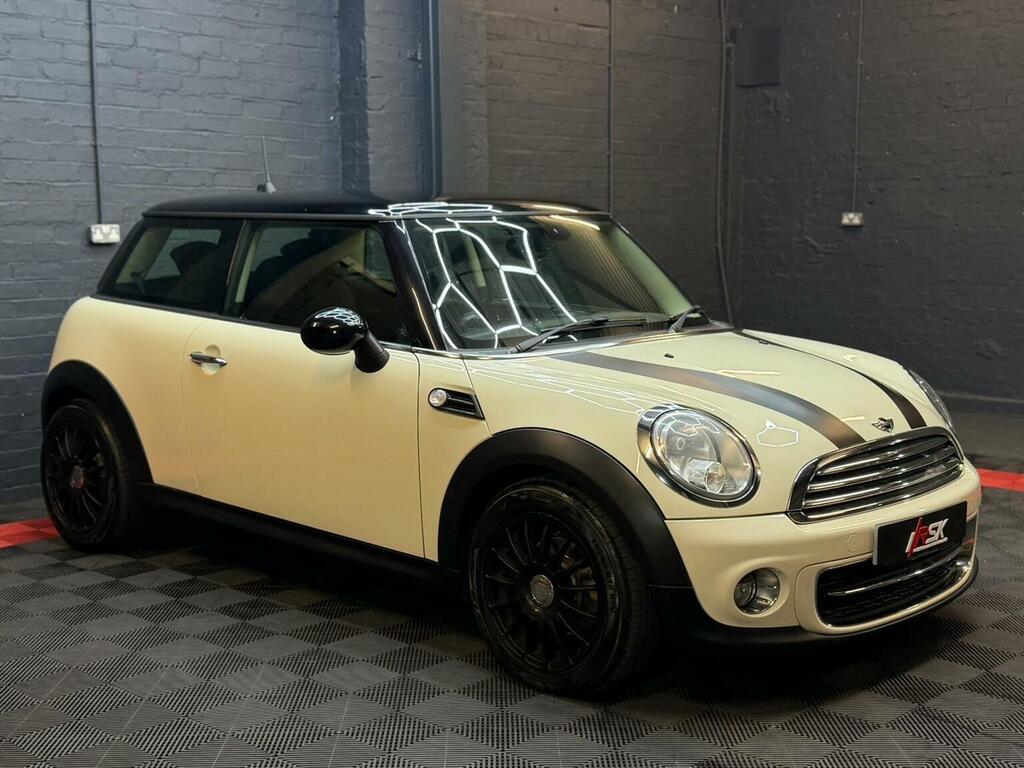 Mini Hatch Hatchback 1.6 Cooper D Euro 5 Ss 201363 VO63LNY White #4
