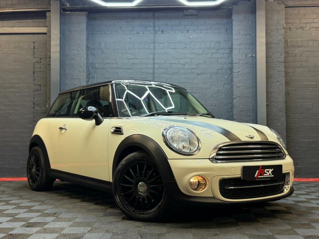 Mini Hatch Hatchback 1.6 Cooper D Euro 5 Ss 201363 VO63LNY White #2