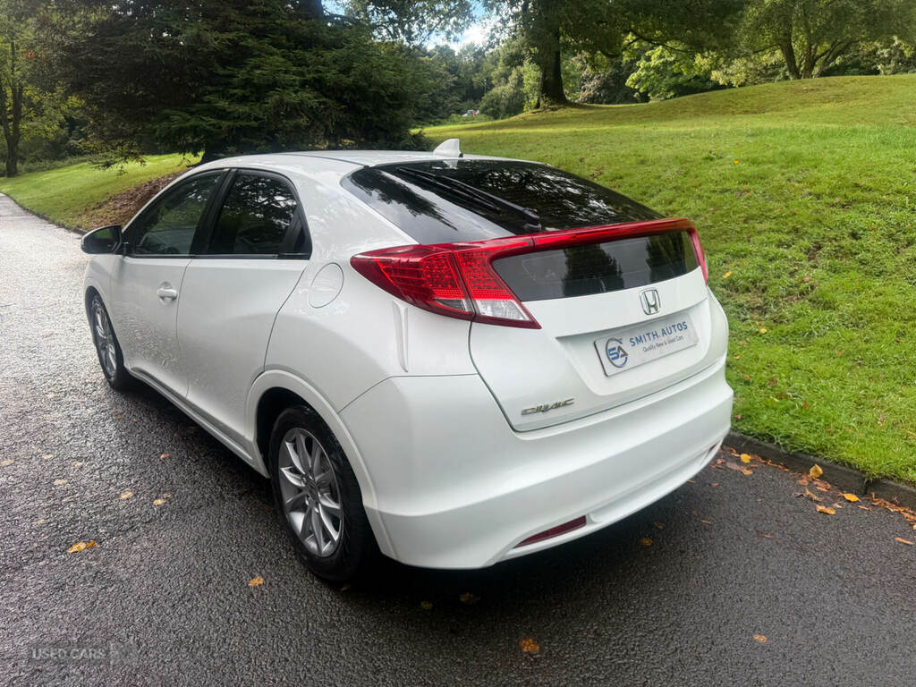 Honda Civic 1.4 I-vtec Se White #6