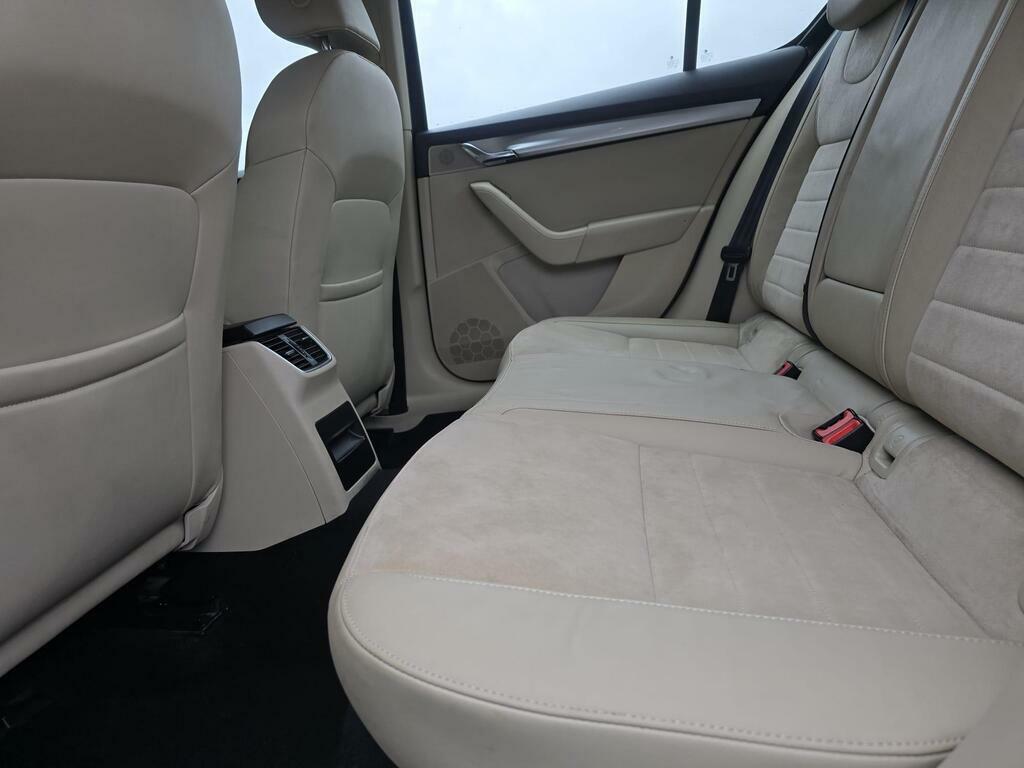 Skoda Octavia 2014 2.0 Tdi Se Euro 5 Ss Silver #11