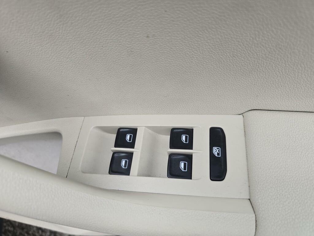 Skoda Octavia 2014 2.0 Tdi Se Euro 5 Ss Silver #25