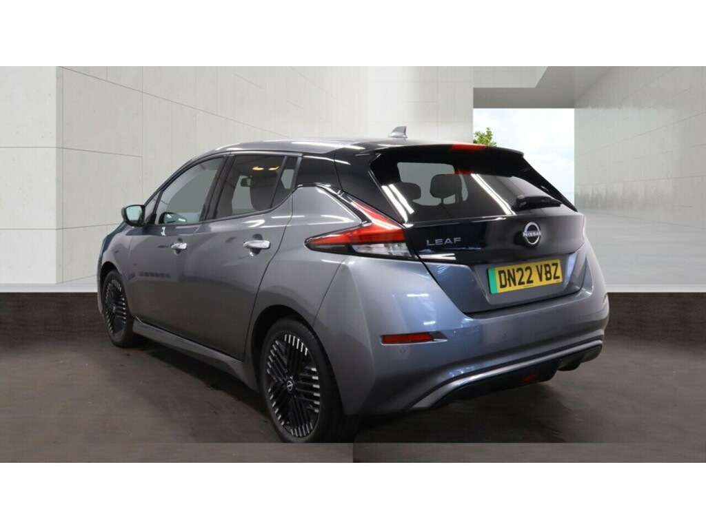 Nissan Leaf 39Kwh N-connecta Hatchback 150 Grey #3