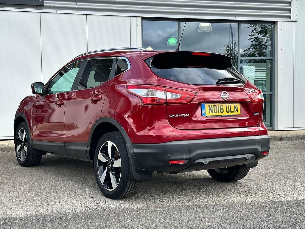 Nissan Qashqai 1.5 Dci N-connecta 2Wd Euro 6 Ss Red #6