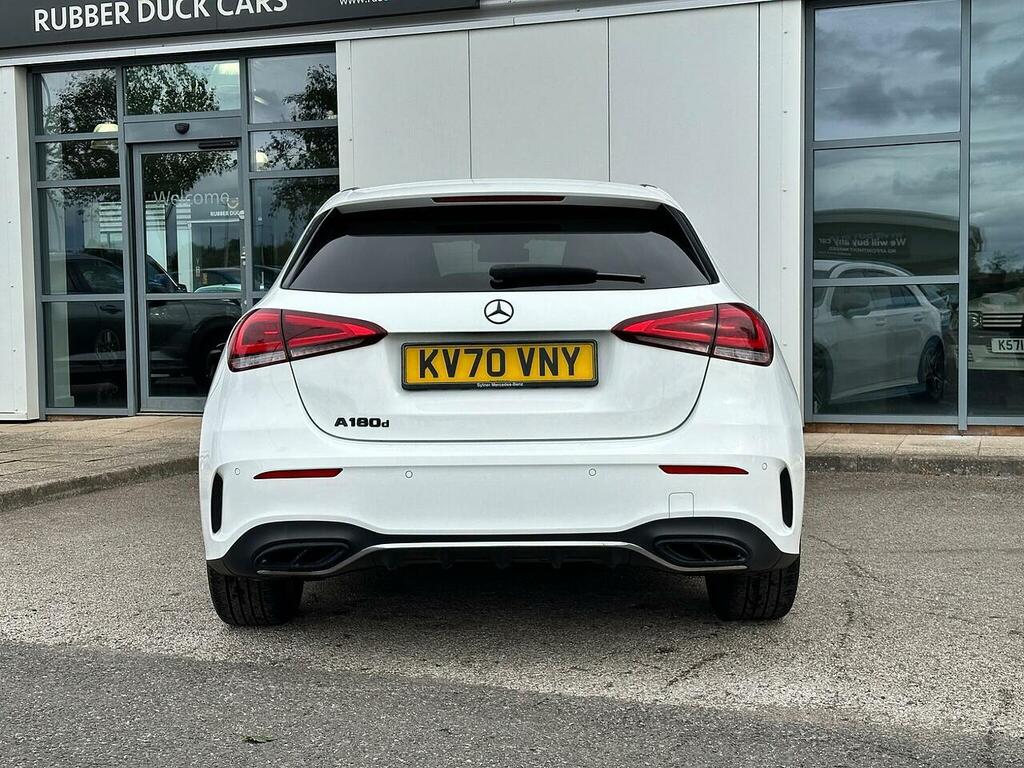 Mercedes-Benz A Class 1.5 A180d Amg Line Executive 7G-dct Euro 6 Ss White #5