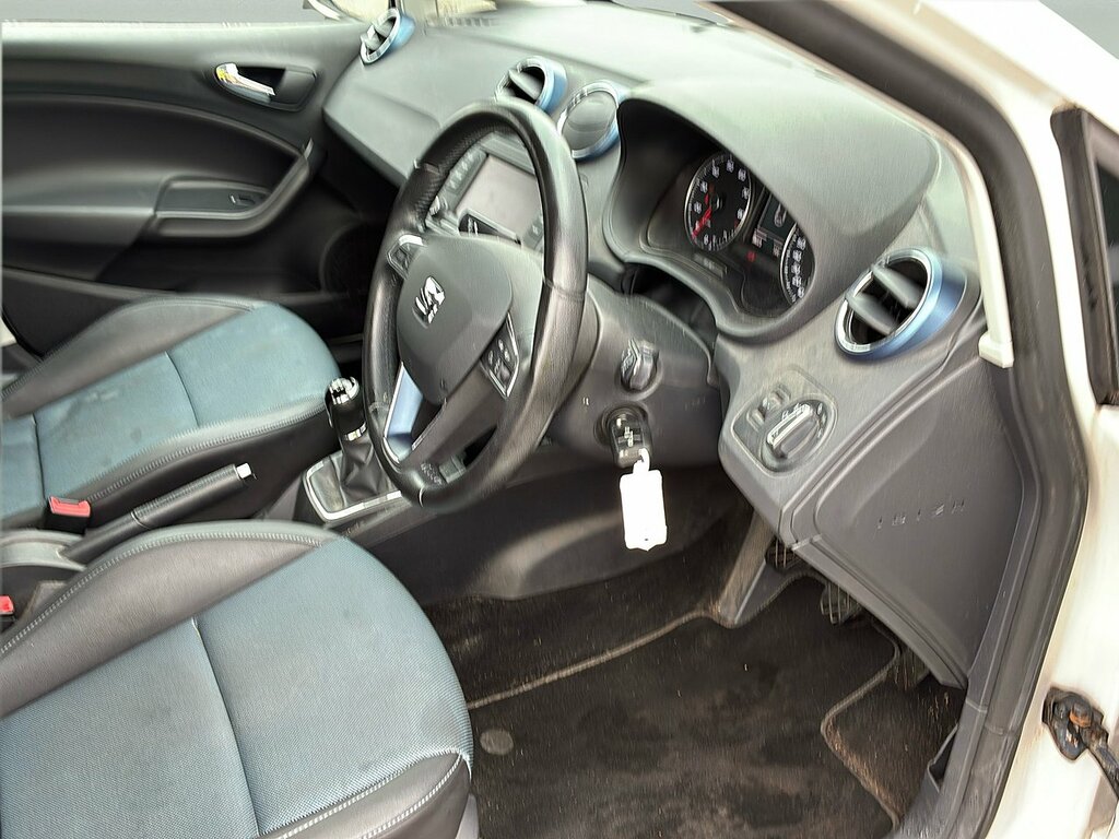 Seat Ibiza 1.4 Toca Hatchback Red #9