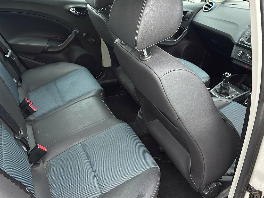 Seat Ibiza 1.4 Toca Hatchback Red #6