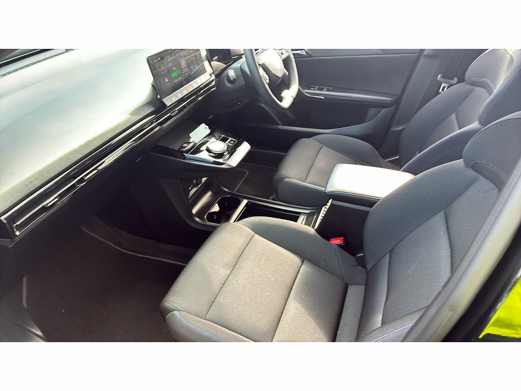 MG MG4 51Kwh Se Hatchback 170 Ps Black #3