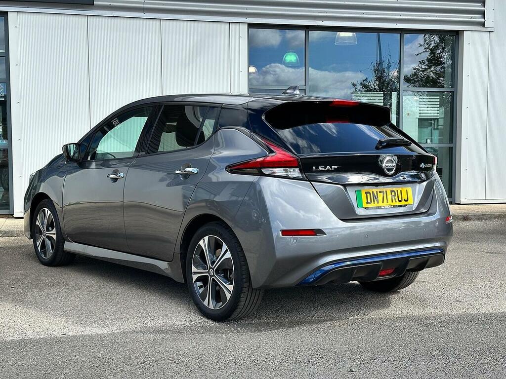 Nissan Leaf 40Kwh Tekna Grey #6