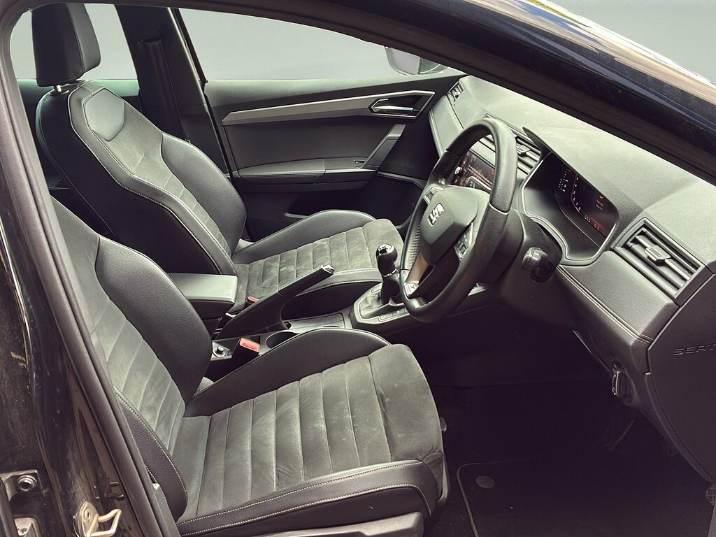 Seat Ibiza 1.0 Tsi Xcellence Lux Hatchback Black #6