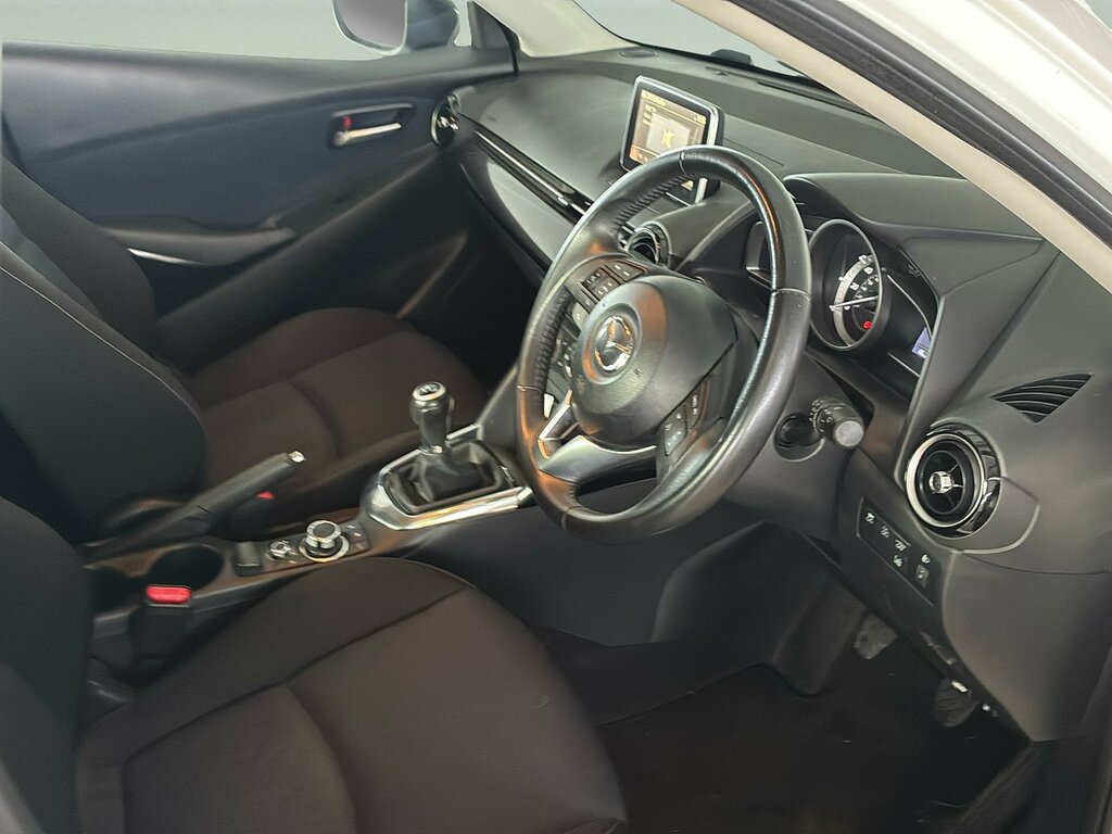 Mazda 2 1.5 Skyactiv-g Sport Black Hatchback Ma White #6