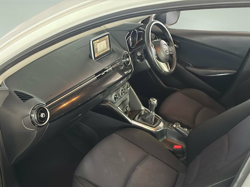 Mazda 2 1.5 Skyactiv-g Sport Black Hatchback Ma White #5