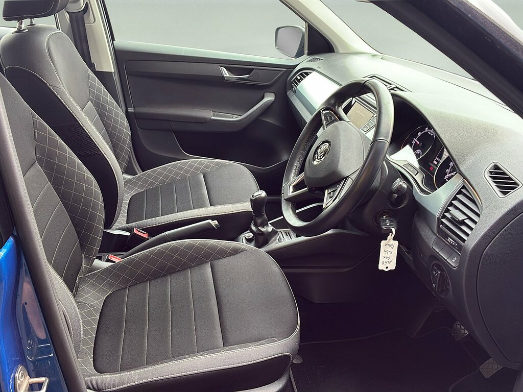Skoda Fabia 1.0 Tsi Colour Edition Hatchback Blue #6