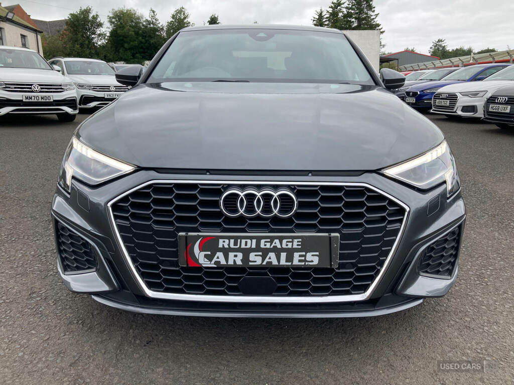 Audi A3 35 Tfsi S Line S Tronic CX72NDJ Grey #3