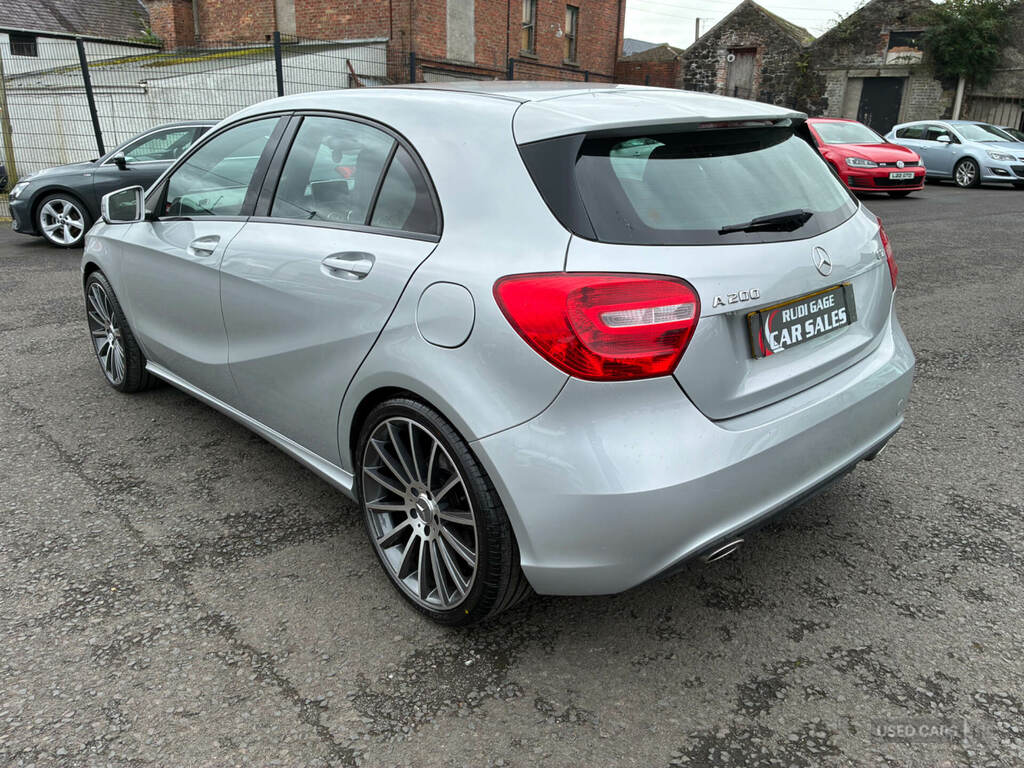 Mercedes-Benz A Class A200 Cdi Blueefficiency Sport YE63XFV Silver #5