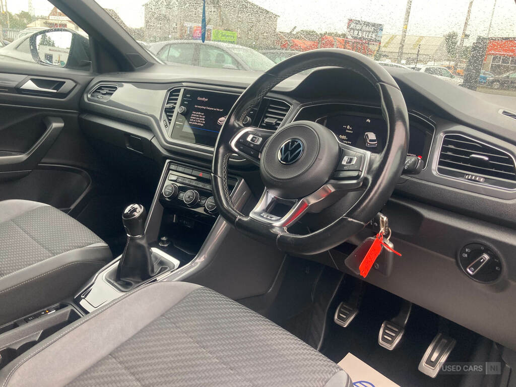 Volkswagen T-Roc 1.5 Tsi Evo Active Dsg White #9
