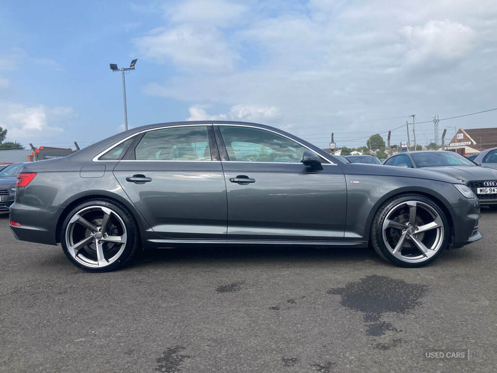 Audi A4 2.0 Tdi S Line Grey #2