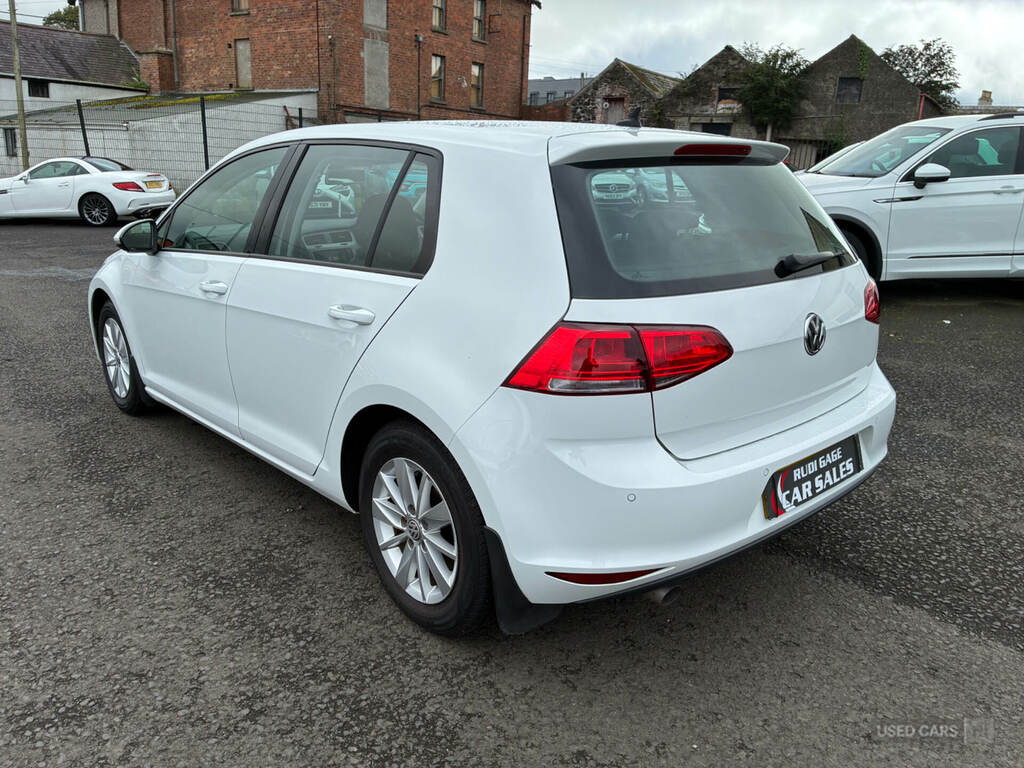 Volkswagen Golf 1.6 Tdi 110 Match Edition White #5
