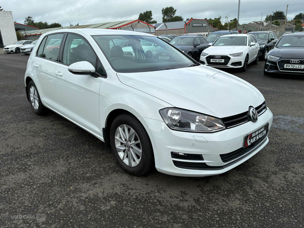 Volkswagen Golf 1.6 Tdi 110 Match Edition White