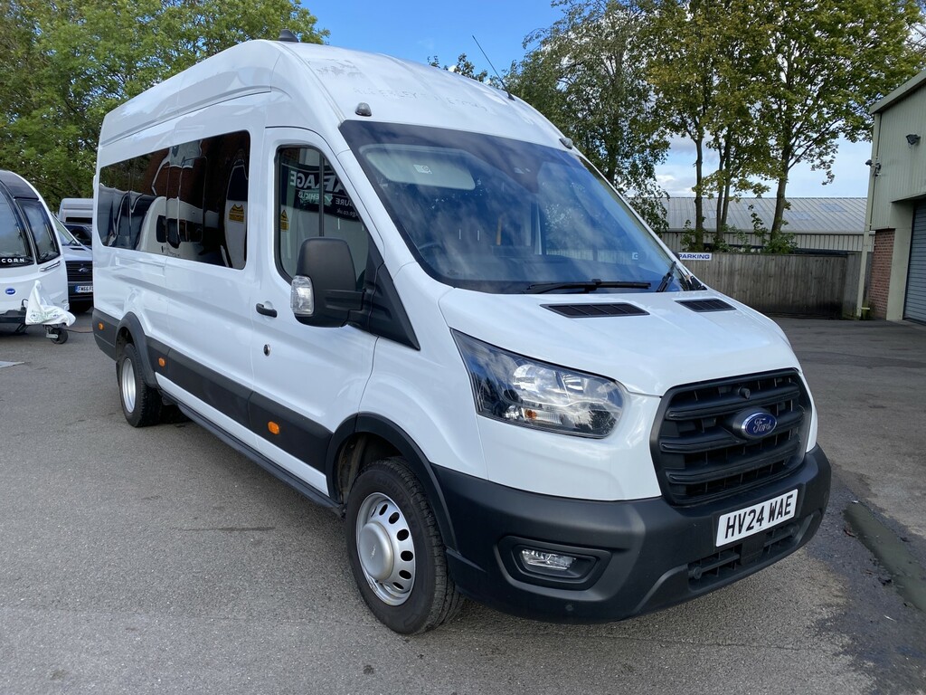 Ford Transit Custom 2.0 Transit Trend Minibus 460 L4 2.0L Ecoblue 165P White