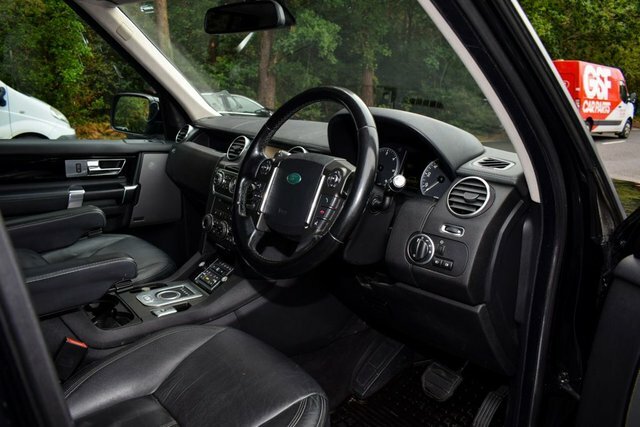 Land Rover Discovery 4 4 Silver #8