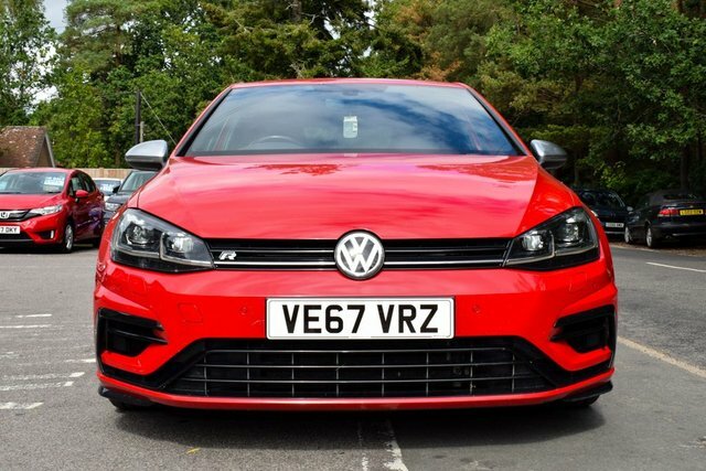 Volkswagen Golf 2017 2.0 Tsi Bluemotion Tech R Hatchback Petro Red #2