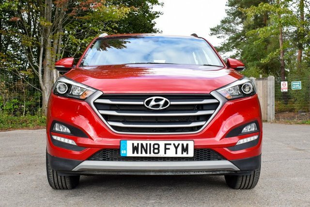 Hyundai Tucson 2018 1.6 Gdi Blue Drive Se Nav Suv Manu Red #3