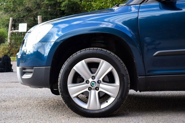 Skoda Yeti 2.0 Elegance Tdi Cr 138 Bhp Blue #9
