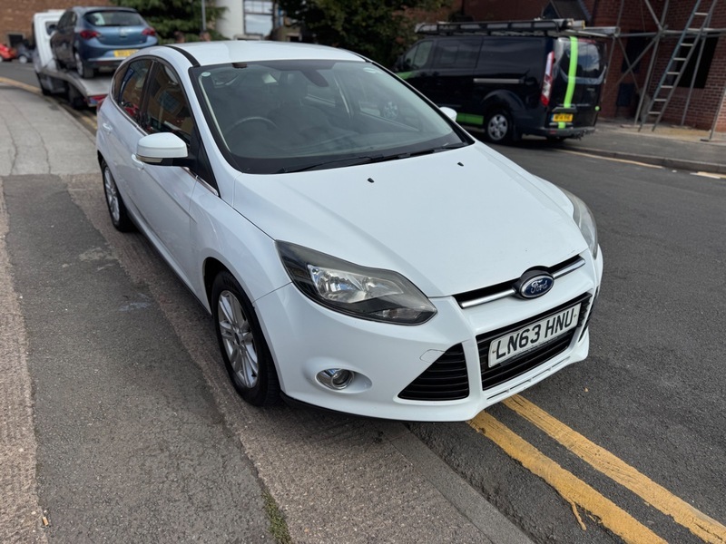 Ford Focus 1.6 Titanium Powershift Euro White #5