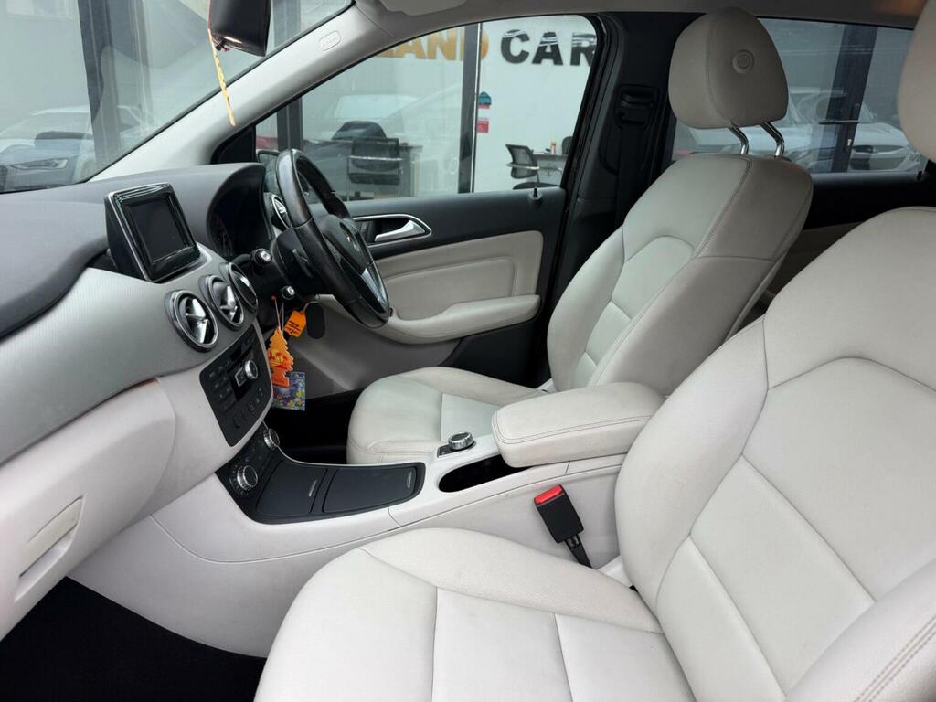 Mercedes-Benz B Class Purple #15