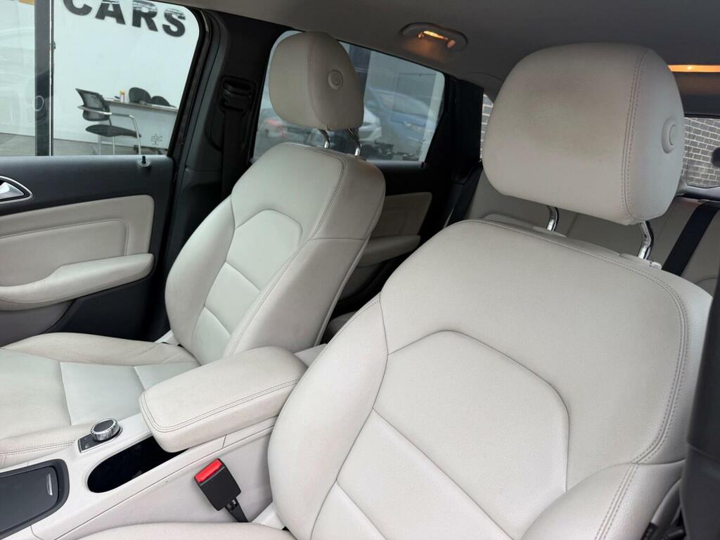 Mercedes-Benz B Class Purple #17